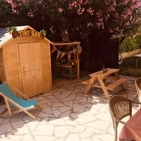 Dolce Villa, Pool And Comfort Lattes