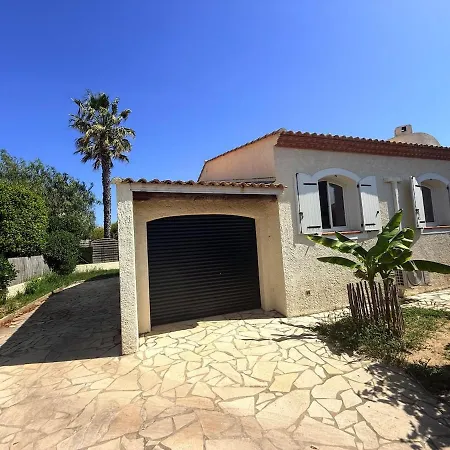 Dolce Villa, Pool And Comfort Vila Lattes