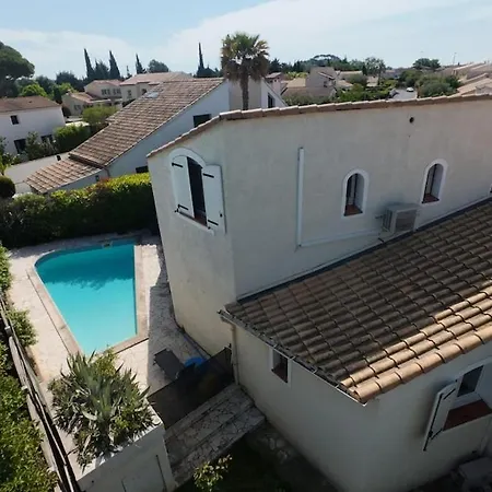 Dolce Villa, Pool And Comfort Lattes